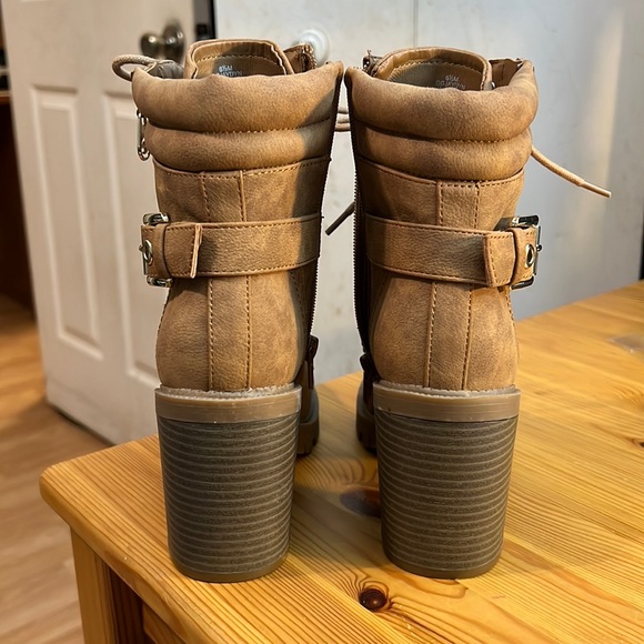 Guess GBG Los Angeles Jaydyn Combat Boot 6.5M - Picture 2 of 11